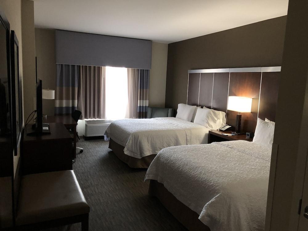 Hampton Inn & Suites Chapel Hill/Carrboro Extérieur photo