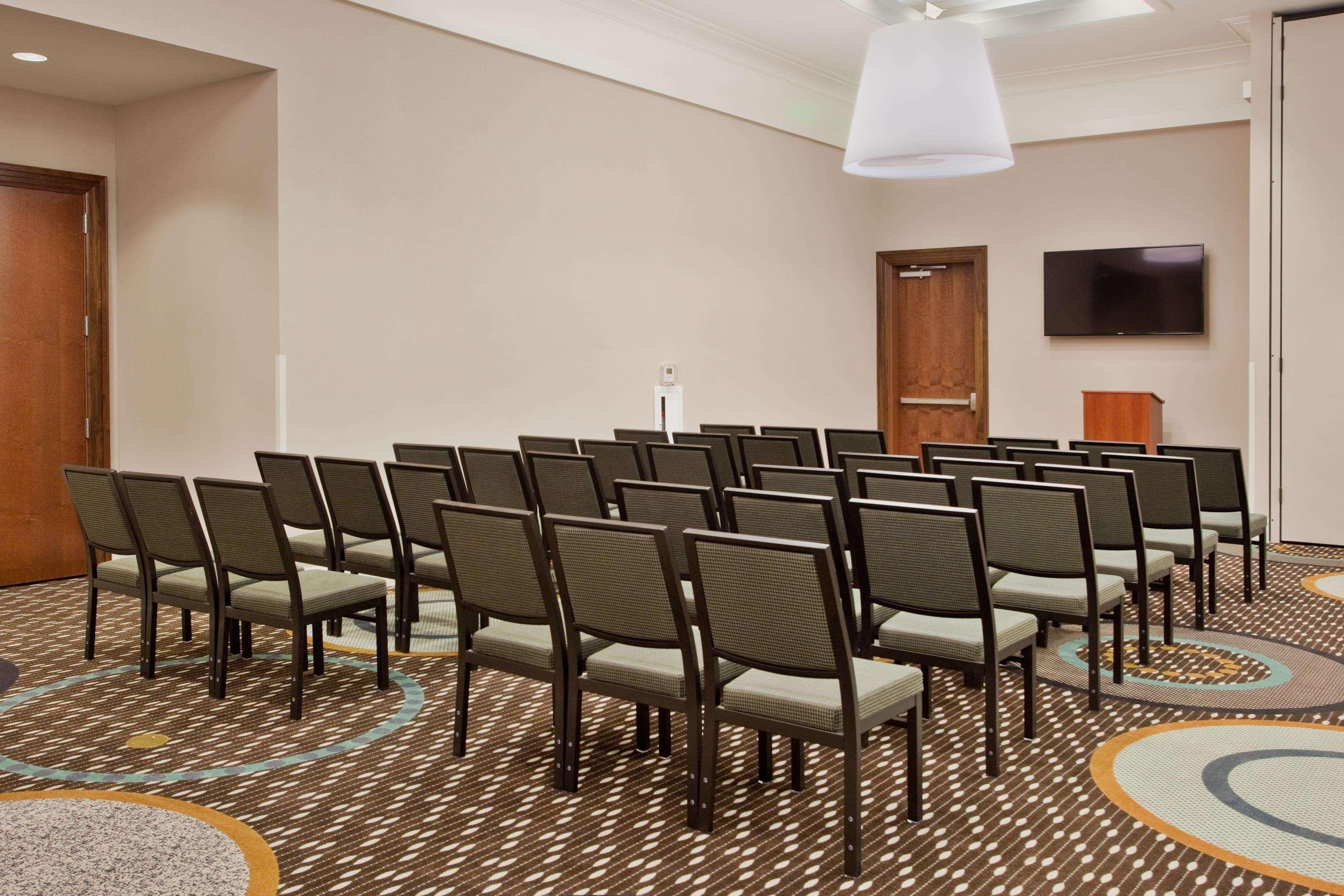 Hampton Inn & Suites Chapel Hill/Carrboro Extérieur photo