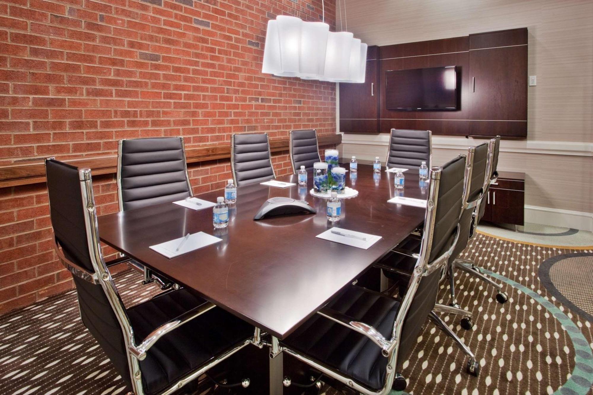 Hampton Inn & Suites Chapel Hill/Carrboro Extérieur photo