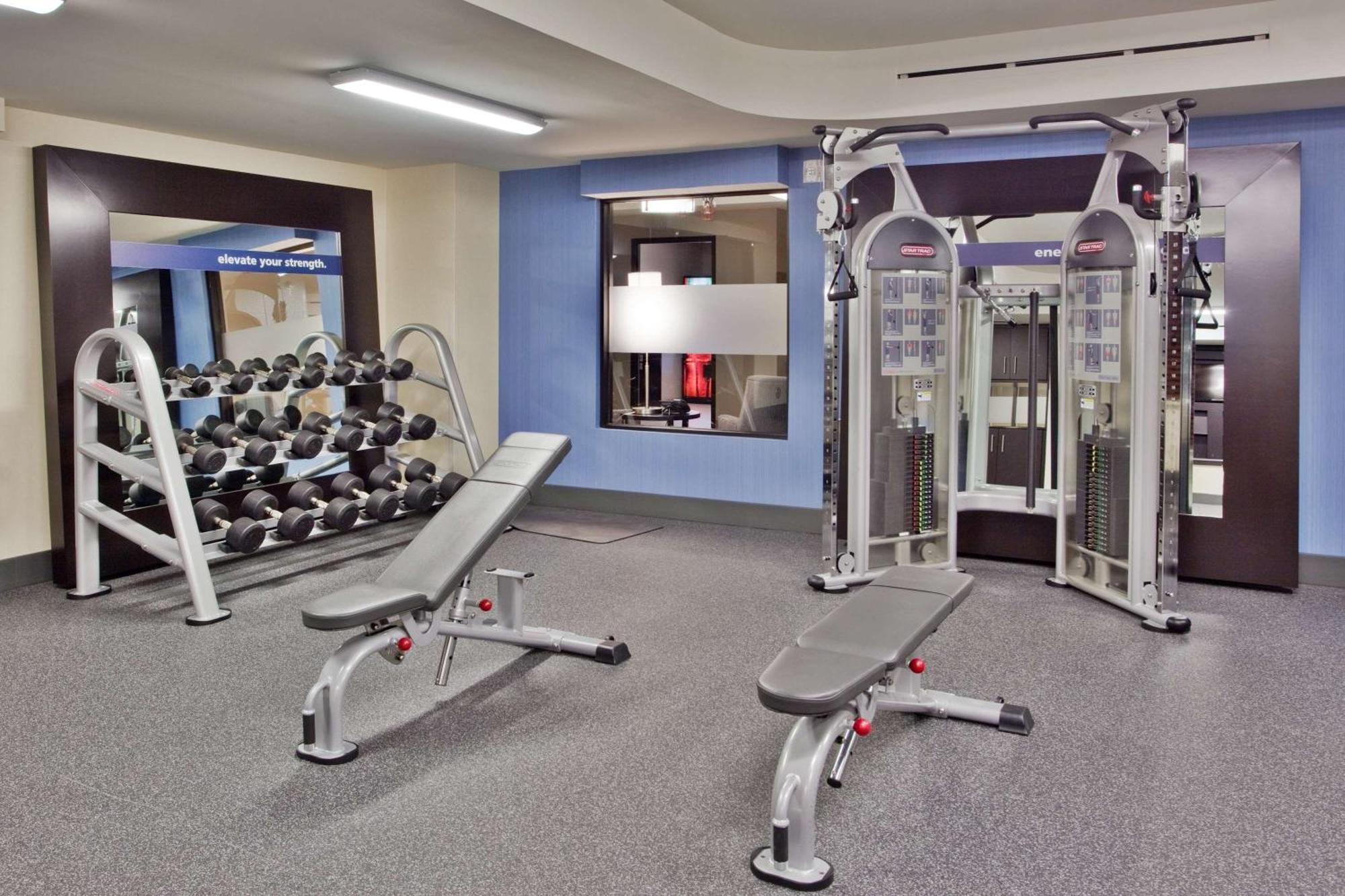 Hampton Inn & Suites Chapel Hill/Carrboro Extérieur photo