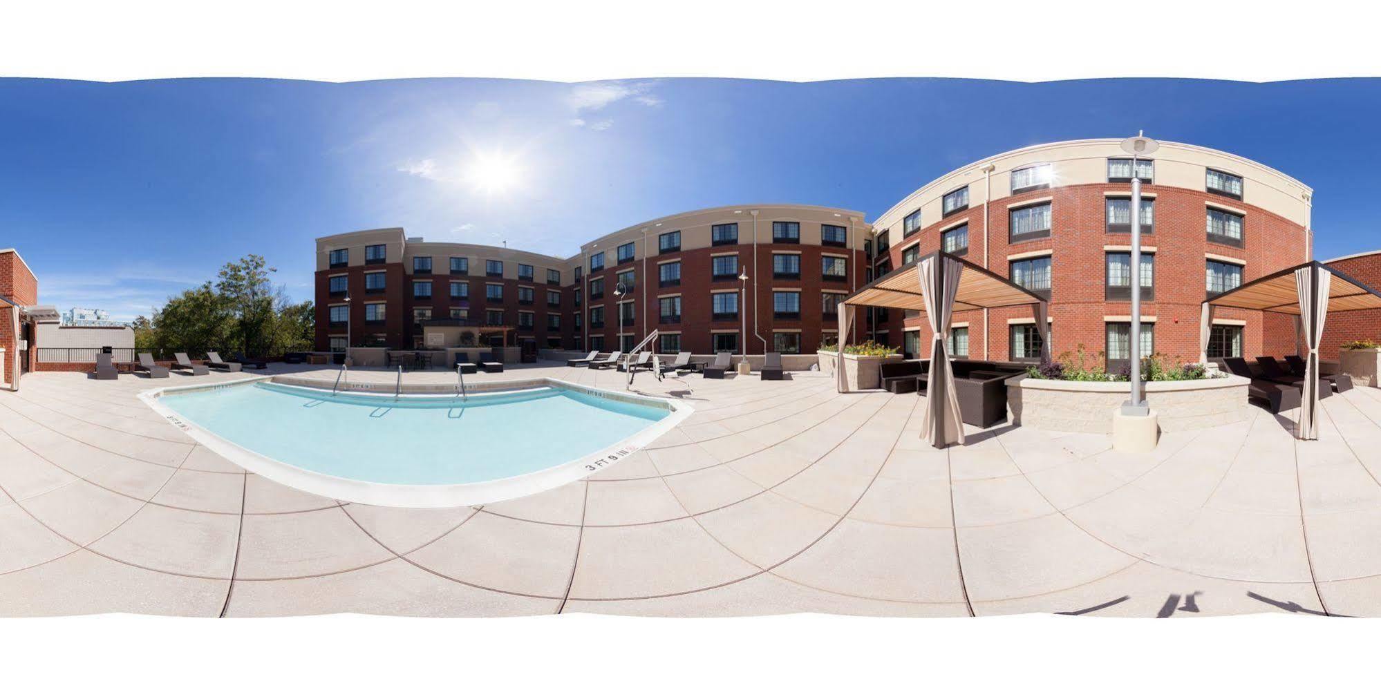Hampton Inn & Suites Chapel Hill/Carrboro Extérieur photo